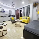 Spacious 1Bhk Suite Prime Location W/ 2 Baths