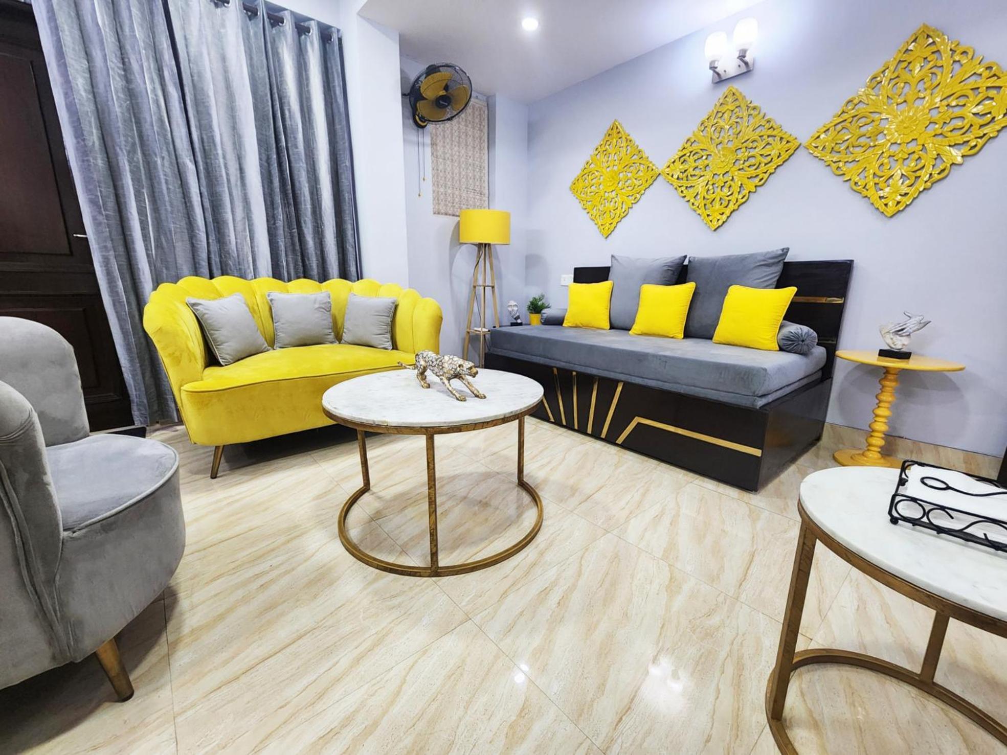 Apartment Spacious 1bhk Prime Location W/ 2 Baths *